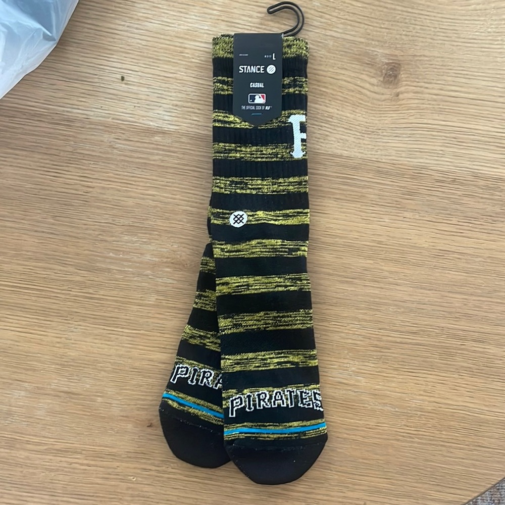 Pittsburg Pirates Stance Socks